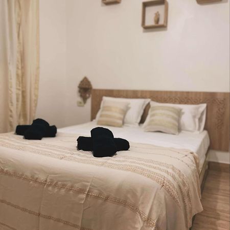 Hotel Dar Barka Kebili Exteriér fotografie