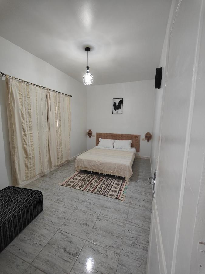 Hotel Dar Barka Kebili Exteriér fotografie