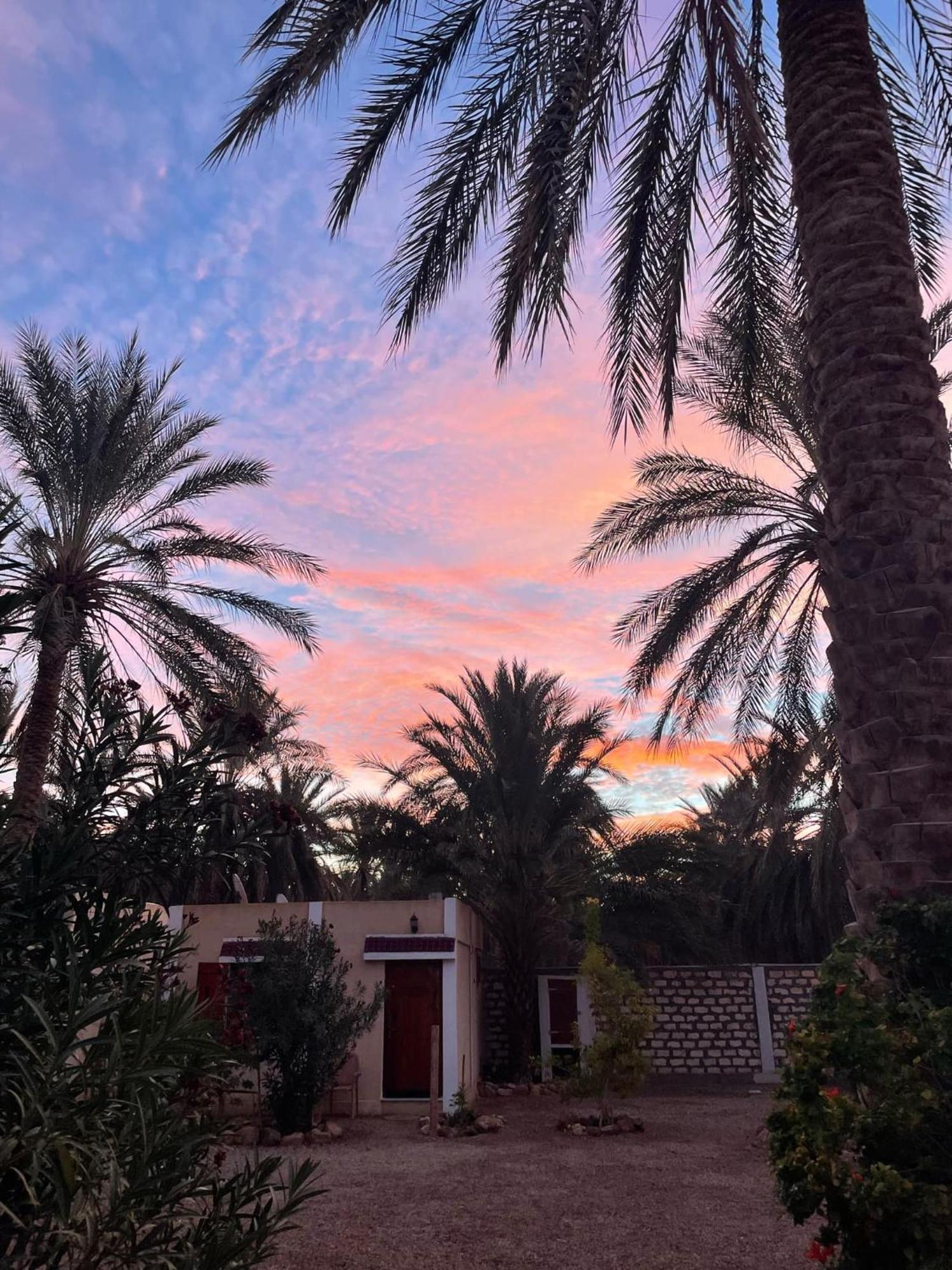 Hotel Dar Barka Kebili Exteriér fotografie